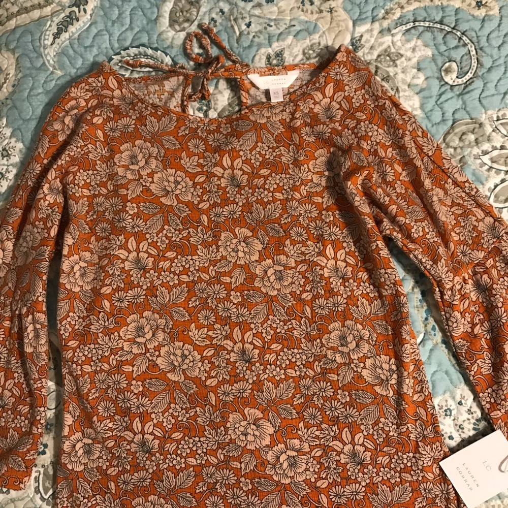 Lauren Conrad tie back blouse